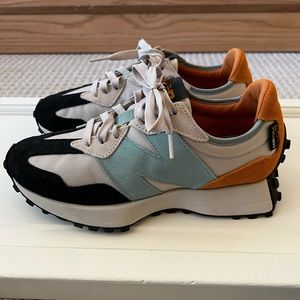 New Balance 327 Moonbeam Madras Orange